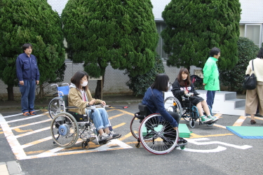 車イスの乗車体験