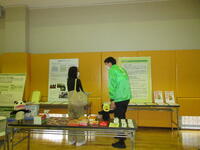 研究班によるパネル等展示の様子②