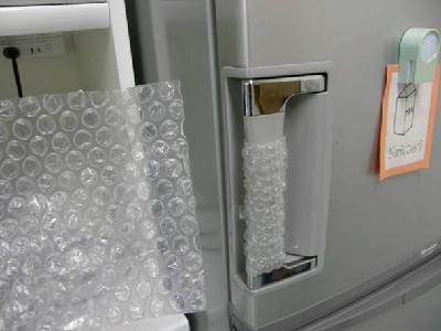 香りを楽しめるハーブ類 冷蔵庫の手がかりに触覚を利用